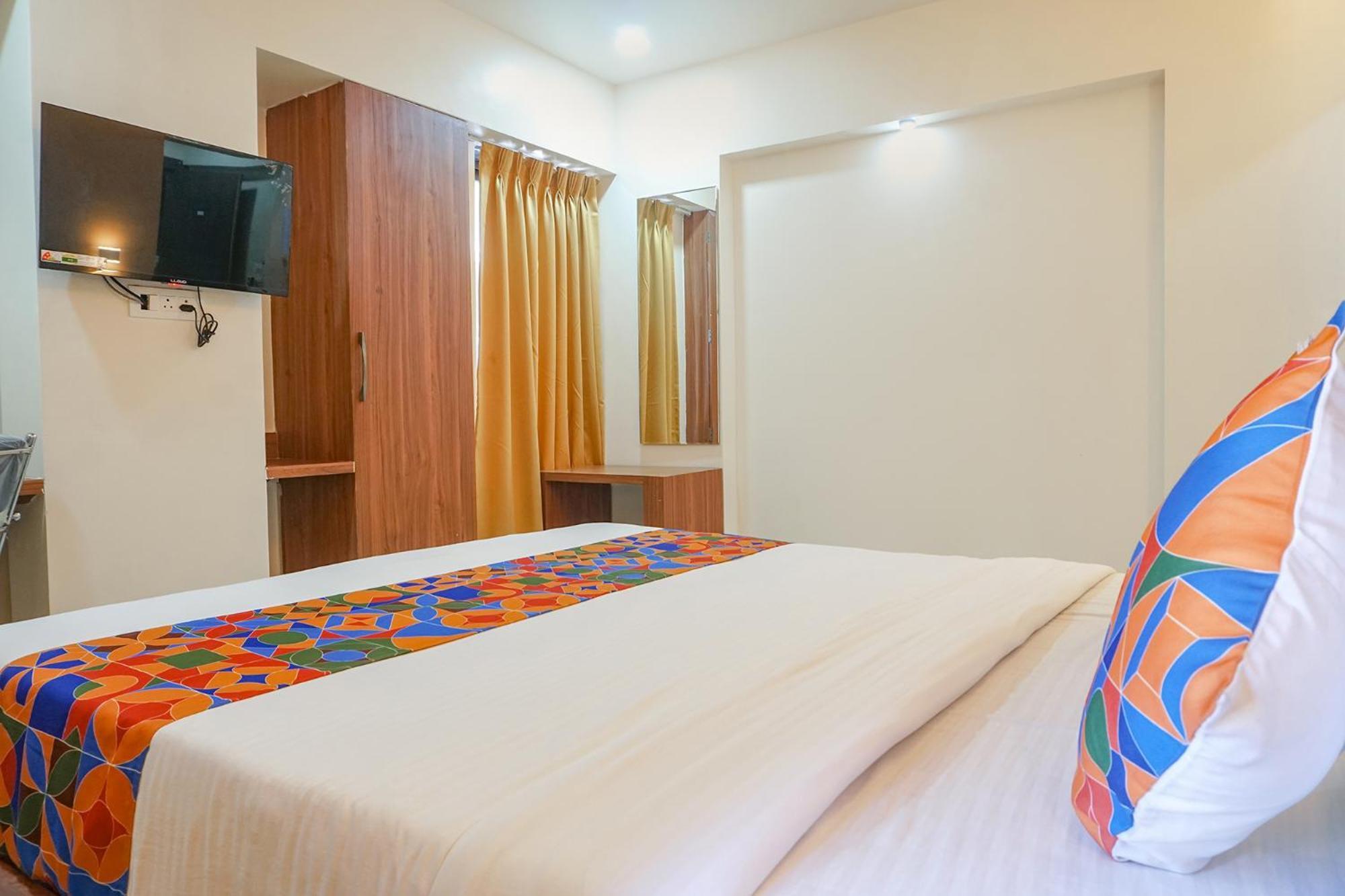 Fabhotel Emersion Residency - High Street Near Laxman Nagar, Baner Pune Exterior photo