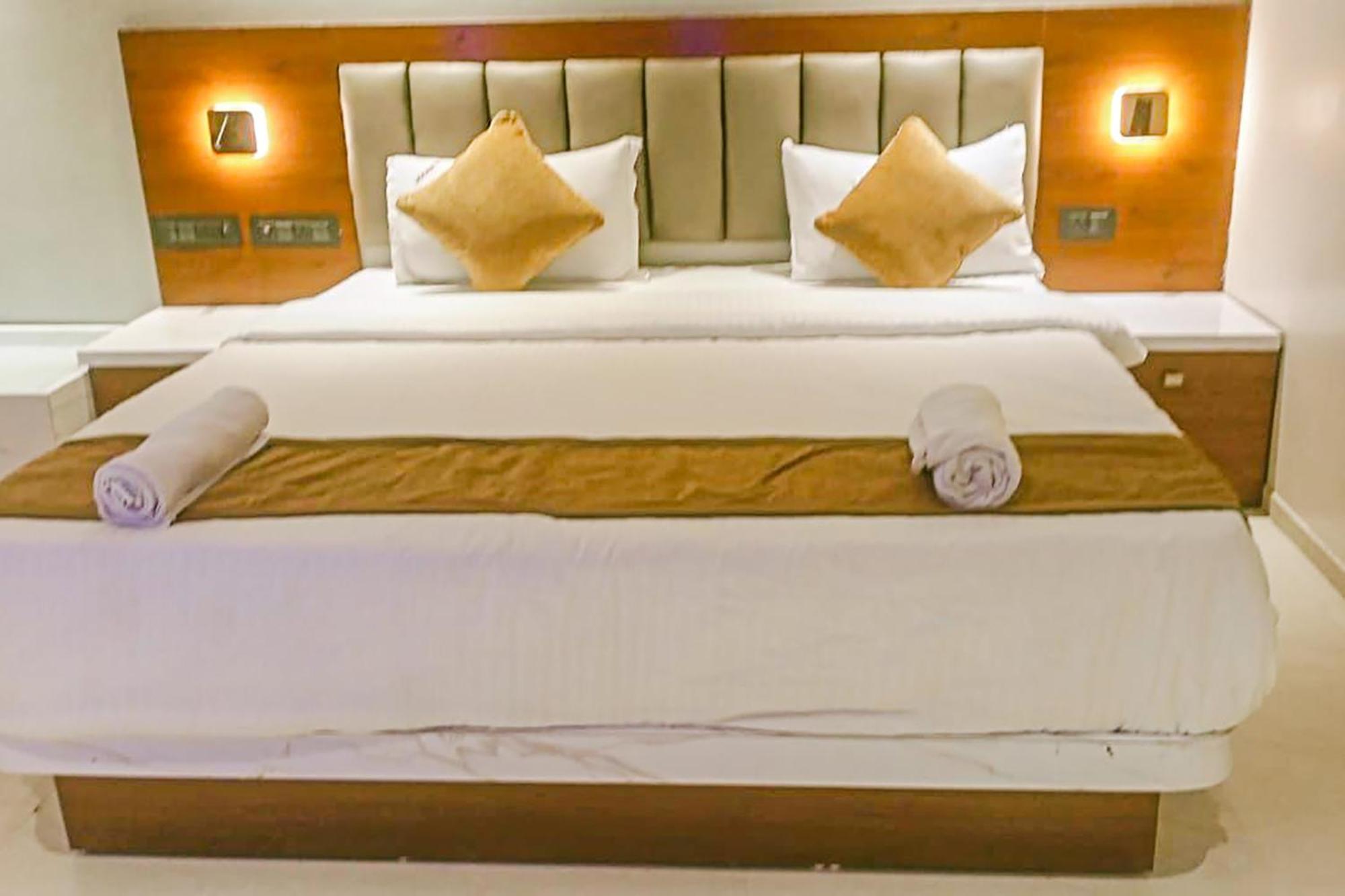 Fabhotel Emersion Residency - High Street Near Laxman Nagar, Baner Pune Exterior photo