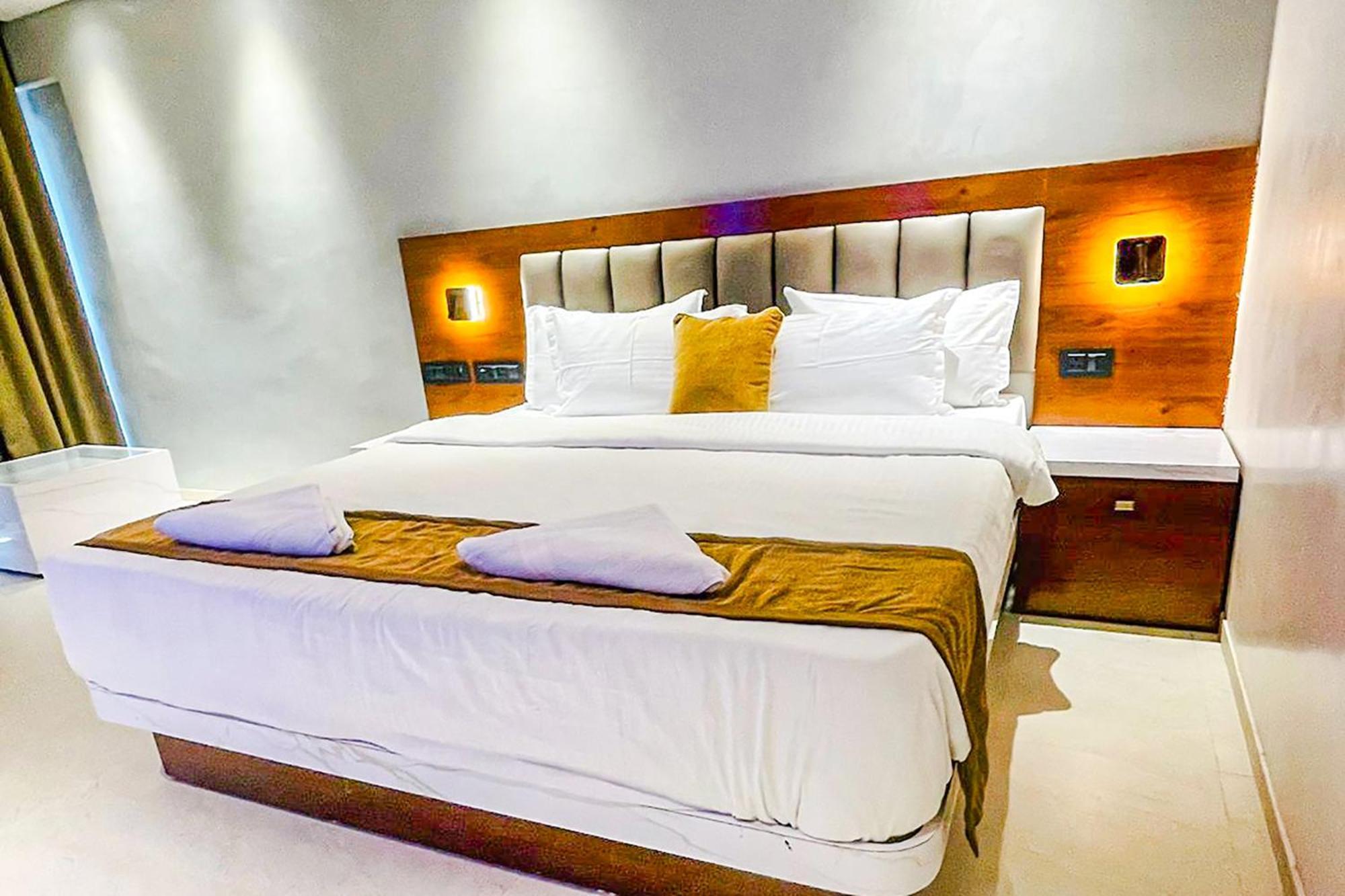 Fabhotel Emersion Residency - High Street Near Laxman Nagar, Baner Pune Exterior photo